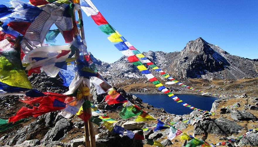 Gosaikunda Lake Circuit Trek (Clockwise)